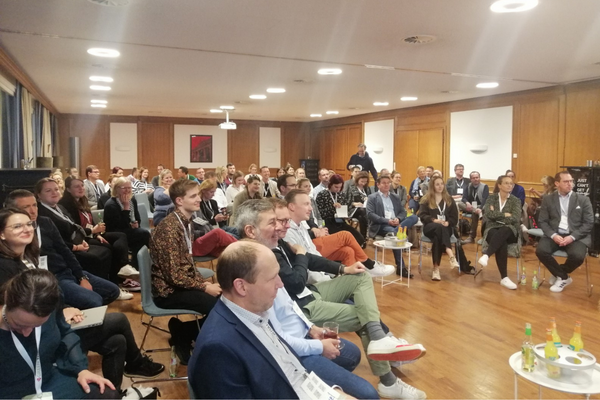 Session mit vielen Besuchern beim GTC 2022